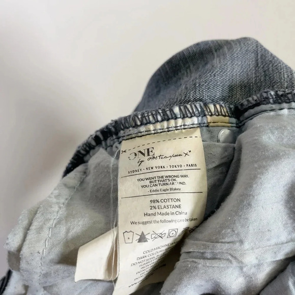 ONE TEASPOON | FREEBIRDS II  DISTRESS DARK WASH ANKLE ZIP JEANS - Picture 9 of 15